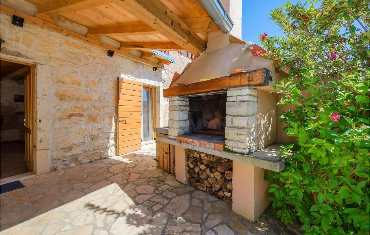 Nice Home In Zminj With Wifi Tatil Evi
