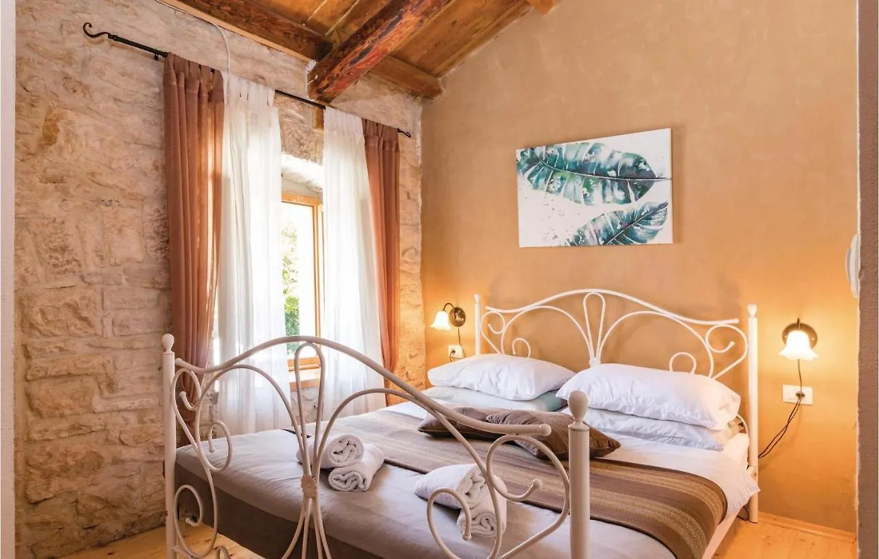 Nice Home In Zminj With Wifi